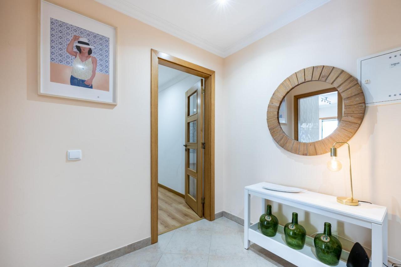 Uptown Lovers Apartment By Seewest Lagos Exterior photo